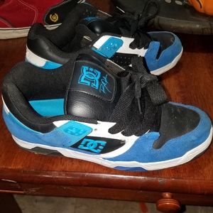 Dc shoes
